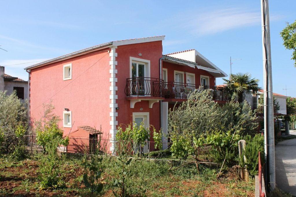 Apartments Salamun Biograd Na Moru Esterno foto